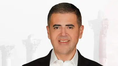 Ailesi ve Siyasi Kariyeriyle Gündemdeki İsim: Ahmet Serkan Tuncer