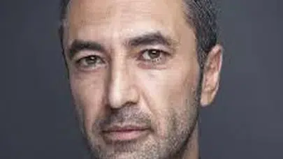 MEHMET KURTULUŞ KİMDİR VE HAYATI! Aslen nereli, hangi filmlerde oynadı?