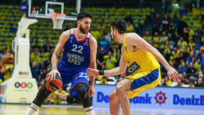 Anadolu Efes - Maccabi Fox maçı saat kaçta! Hangi kanalda, S Sport mu, S Sport Plus mı yayınlayacak, canlı nereden izlenir?