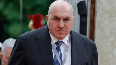 Savaş Başladı, Bakan Mahsur Kaldı! Crosetto’nun Dubai Krizi