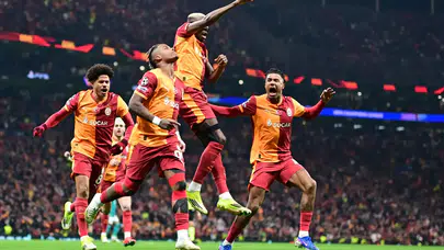 İngiliz Basını Galatasaray’ı Konuşuyor! 'Liverpool İstanbul’da Eridi'