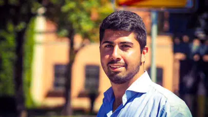 ALMANYA’DA BELEDİYE BAŞKANI SEÇİLEN ABUZER ERDOĞAN KİMDİR! Türk mü, kaç yaşında, Rosenheim’da nasıl kazandı?