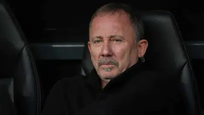 Sergen Yalçın Neşteri Vurdu: 3 Yıldız Geri Dönüyor Ama Kalamayacak