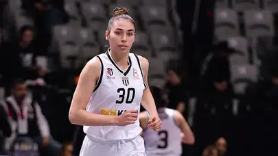Beşiktaş’ın genç gücü: Melek Uzunoğlu performansıyla gündemde!