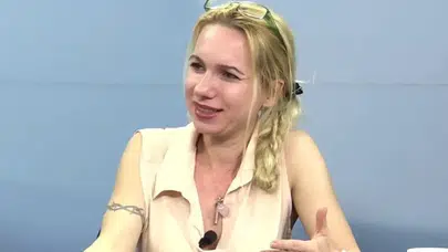 SEZİN ÖNEY KİMDİR VE SEVGİLİSİ! Kaç yaşında, ne iş yapıyor?