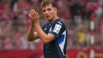 Kosova’nın yeni gol makinesi sahada: Fisnik Asllani hakkında merak edilenler!