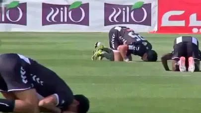 Ramazan’da Öğle Sıcağında Maç! Futbolcular Dayanamadı