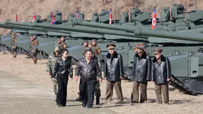 Kim Jong-un’un Kızı Kim Ju-ae Tank Başında! Askerî Tatbikatta Dikkat Çeken Görüntü
