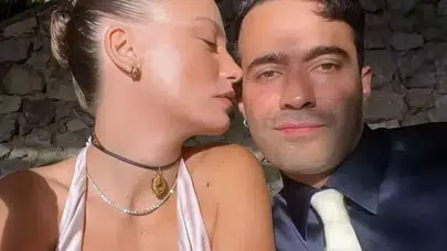 Serenay Sarıkaya Hamile mi? Mert Demir ile İlgili Bomba İddialar Havalimanında Yanıtlandı