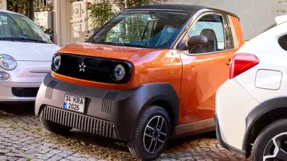 Türkiye’de yeni elektrikli araç sahneye çıktı: Karea Fit dikkat çekiyor!