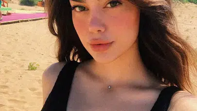 ÖYKÜ BERKAN HAİN Mİ SADIK MI? The Traitors Türkiye’de yarışmacısı mı, kaç yaşında, mesleği ne, memleketi neresi?