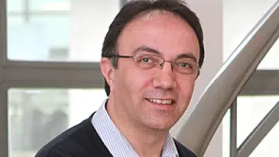 PROF. DR. AYHAN KAYA KİMDİR! Kaç yaşında, hangi üniversitede görev yapıyor, araştırmaları neler?