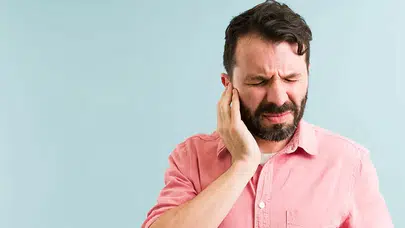 KULAK UĞULTUSU NASIL GEÇER? Neden olur, Tinnitus belirtileri nelerdir ve kulak uğultusu nasıl tedavi edilir?