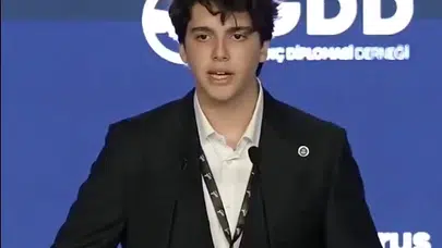 Gözlerden Uzak Bir İsim: Ömer Tayyip Erdoğan