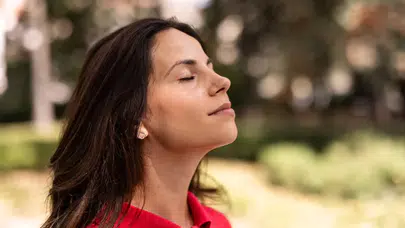 Fark Etmeden Yapılıyor! Yanlış Nefes Almak Vücudu Böyle Etkiliyor