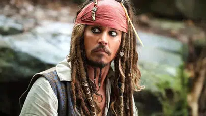 KARAYİP KORSANLARI 6 ÇIKACAK MI? Johnny Depp Jack Sparrow rolüyle geri dönecek mi?