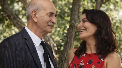 Bayramlık Filminin Konusu Gerçek Mi, Oyuncuların İsimleri ve Karakterleri Neler, Finali Nasıl Bitiyor, Çekim Yerleri Neresi?