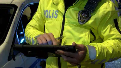 Zorunlu araç teçhizatı listesi 2026! Ceza kimleri kapsıyor, hangi malzemeler şart, kontrol noktalarında neye bakılıyor?