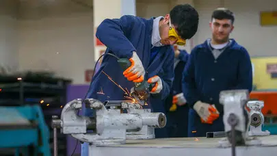 Torbalı’da Meslek Fabrikası Hamlesi: İşsizler ve Gençler İçin Yeni Fırsat Kapısı