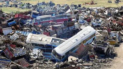 HURDA TEŞVİKİ 20 YAŞ ÜSTÜ ARAÇLARDA GEÇERLİ Mİ? 20 Yaş Üstü Araç Sahipleri Yararlanacak mı, Yapılandırma ile Birlikte mi Gelecek?