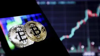 MicroStrategy Bitcoin Birikimini Artırdı! Portföy 56 Milyar Dolara Ulaştı