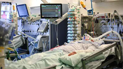 Doktorlar açıkladı: Yoğun bakım hastalarında son belirtiler!