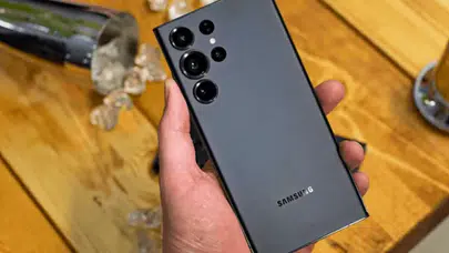 Galaxy S26’da Dikkat Çeken Yenilik, AirDrop Desteği Kullanıma Açıldı