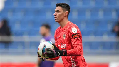 BERKE ÖZER SEVGİLİSİ KİM? Nereli, ne iş yapıyor?