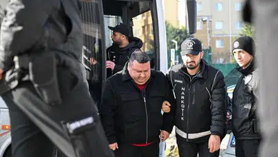 İstanbul’da Dev Operasyon! Ünlüler Tek Tek Adliyeye Sevk Edildi