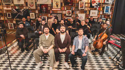 Sakiler’den sürpriz proje! Anlayamazsın yeniden doğdu