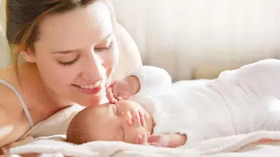 Doğum İzni 24 Haftaya Çıkıyor! Annelik Maaşı Hesaplaması Değişiyor