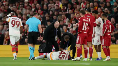 OSİMHEN NE ZAMAN OYNAYACAK! Trabzon ve Göztepe maçlarında var mı, derbiye hazır olacak mı, sakatlığı ne kadar sürecek?