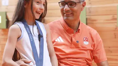 2024 Paris Olimpiyatları Gümüş Madalyası, Eşi, Çocuğu ve Aldığı Ödüller