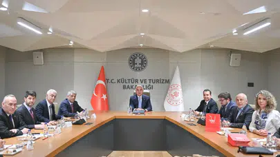 Bakan Ersoy’dan 2026 vizyonu: Turizmde güçlü ve kararlı Türkiye yükseliyor!