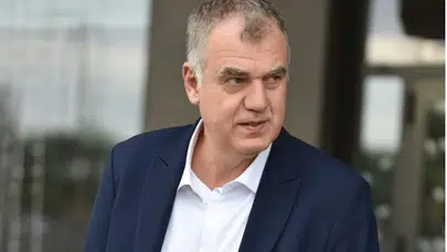 NİHAT MALA KARŞIYAKA GÖREVİNDEN NEDEN AYRILDI? İkinci kez mi istifa etti, yerine kim geçecek, ligde durum ne?