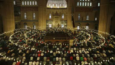 2026 BAYRAM NAMAZI SAAT KAÇTA? İl il bayram namazı saati ne? Ankara, İstanbul, İzmir ve tüm illerde 2026 bayram namazı saatleri