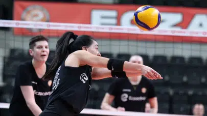 Eczacıbaşı Dynavit – VakıfBank yarı final maçı canlı izle! Hangi kanalda, saat kaçta, TRT Spor Yıldız yayınlayacak mı, bilet nasıl alınır?