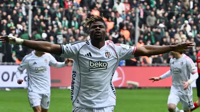Beşiktaş’ta iki önemli eksik! Toure ve Topçu kadroda yok