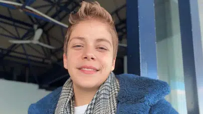 FERAH ZEYDAN HAYATI VE KİMDİR! Nasıl ünlü oldu? Kadın mı, erkek mi?