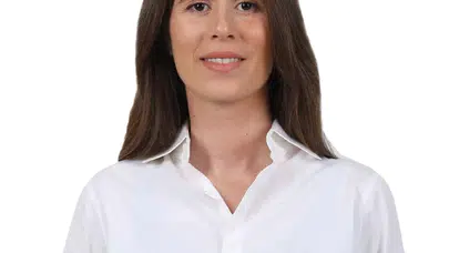 LAL DENİZLİ HAYATI VE KİMDİR! Kimin kızı, ne iş yapıyor, mesleği, eşi kim ve kariyeri?