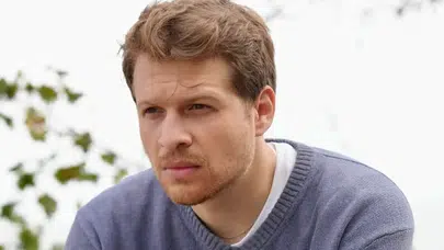 TAŞACAK BU DENİZ DİZİSİNDE BURAK YÖRÜK AYRILIYOR MU!