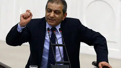 ZEYİD ASLAN ASIL MESLEĞİ NE? Ne iş yapıyor, kimdir, kaç yaşında, nereli, hangi görevlerde bulundu, eğitimi ve siyasi kariyeri