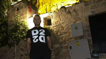 İzmir’den Mardin’e uzanan başarı hikayesi: Uğur Salman dostlarını kadim şehirde buluşturdu