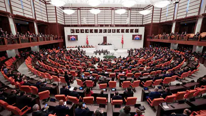 Meclis’te kabul edildi, Deprem bölgesinde konut ve iş yeri borçlarında büyük indirim!