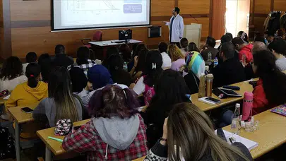 Ulusal Bayram Haftasında Üniversitelerde Sessizlik