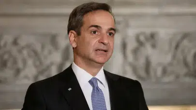 Yunanistan Hürmüz Boğazı operasyonuna katılacak mı, Miçotakis ne dedi ve Avrupa onayı olmadan harekete geçecek mi?