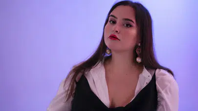 Öykü Dörter 'Senden Önce Ben Kimdim' albümü ile güçlü bir çıkış yaptı