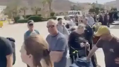 Valizini Alan Sınırda: İsrailliler Ülkeyi Terk Ediyor!