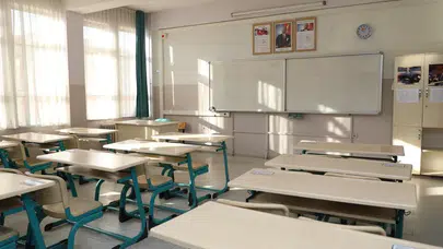 OKULLARIN KAPANIŞ TARİHİ 2026 NE ZAMAN! Kaç Gün Kaldı, Yaz Tatili Ne Kadar Sürecek, Yeni Eğitim Yılı Ne Zaman Başlayacak?