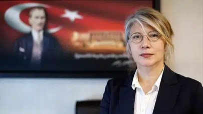 YARSAV’dan Meclis kürsüsüne: Emine Ülker Tarhan’ın geri dönüş hikayesi